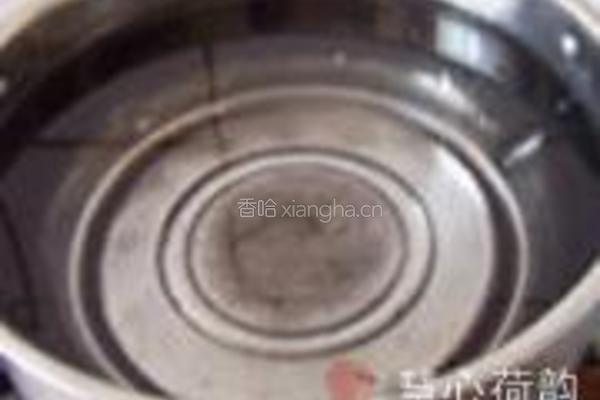 核桃枸杞大米粥的做法图解1