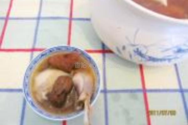 红菇土鸡汤的做法图解7