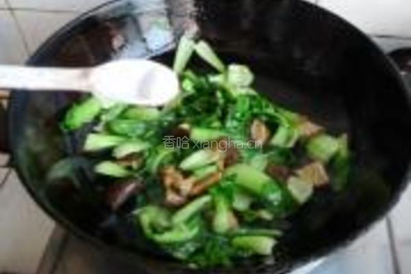 腊肠香菇油菜的做法图解7