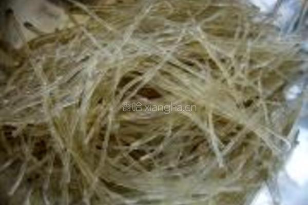 绿豆芽炒粉的做法图解2