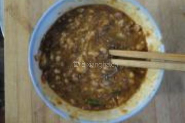 豆角烧肉饼的做法图解3
