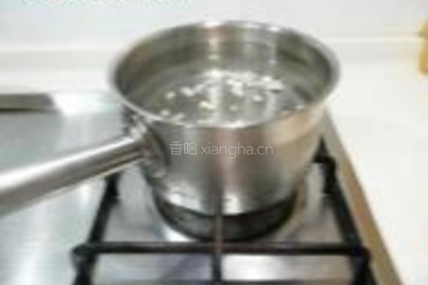 川贝雪梨汁的做法图解3
