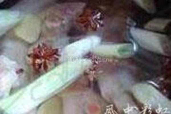 香辣牛蹄筋的做法图解1