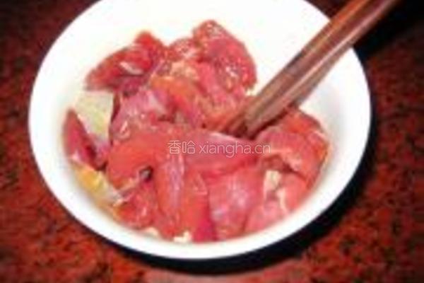 牛肉炒韭苔的做法图解5