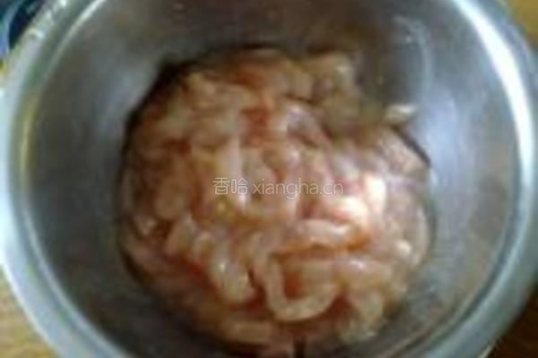 五彩鸡丝的做法图解1