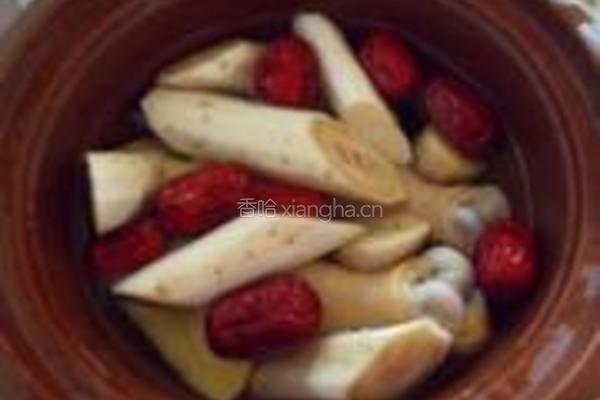 牛蒡鸡腿煲的做法图解3