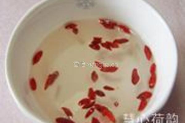 蜜汁银耳红枣莲子枸的做法图解19
