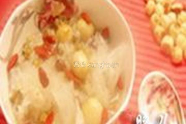 绿豆莲子银耳粥的做法图解5