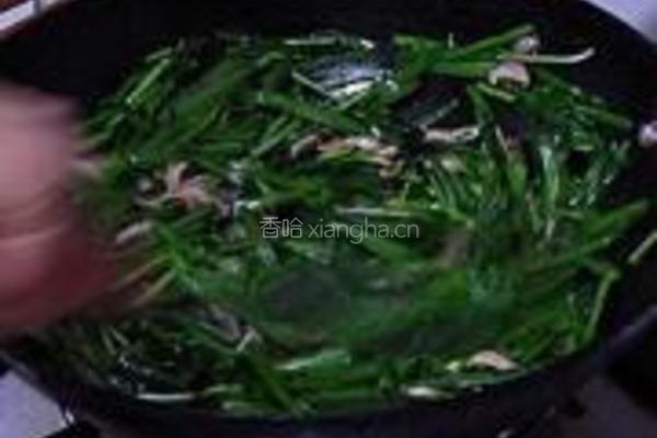 韭菜香菇炒肉丝的做法图解4