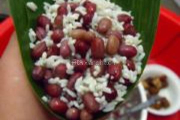相思红豆蜜枣粽的做法图解5