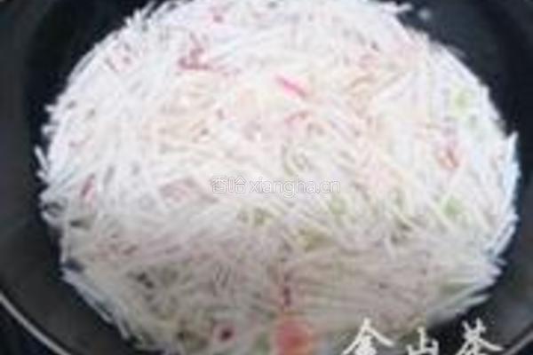 蛎黄萝卜丝汤的做法图解5