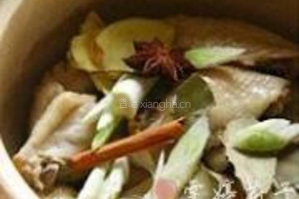 香菇酱鸡翅的做法图解3