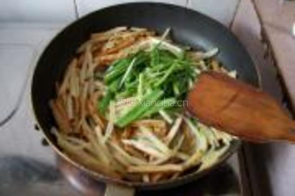 土豆炒香干的做法图解6