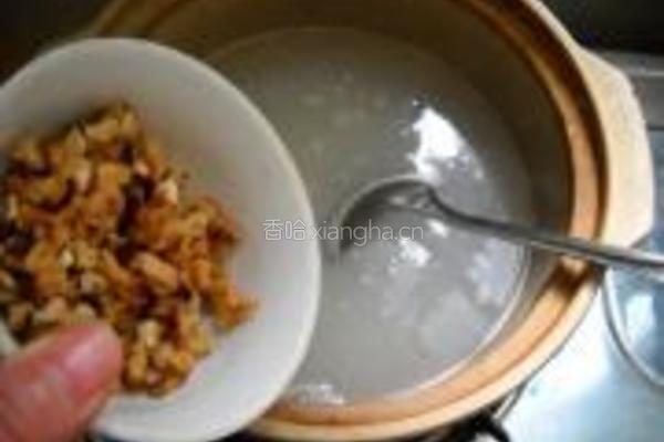 芹菜香菇粥的做法图解4