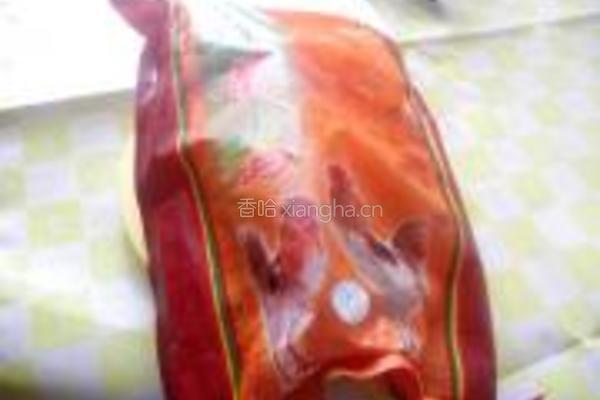 白斩鸡的做法图解1