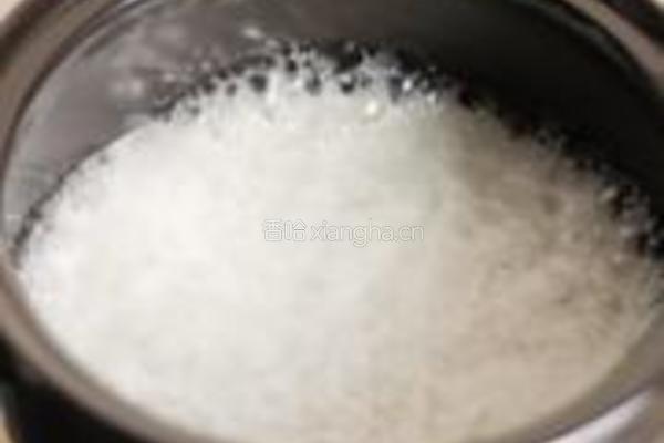 奶香蓝莓燕麦粥的做法图解2