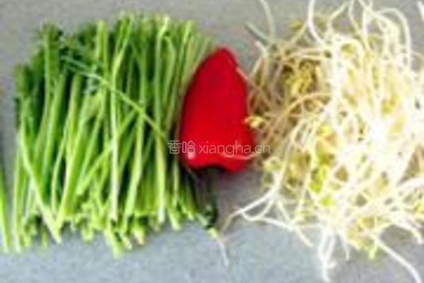 白灼豆芽茼蒿的做法图解1