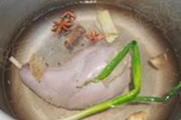 熏兔腿的做法图解3