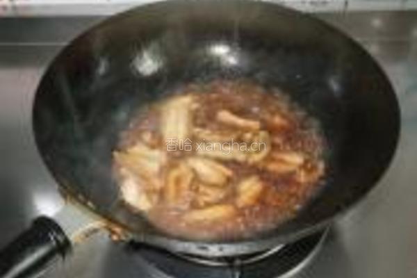 五花肉烧土豆芸豆的做法图解6