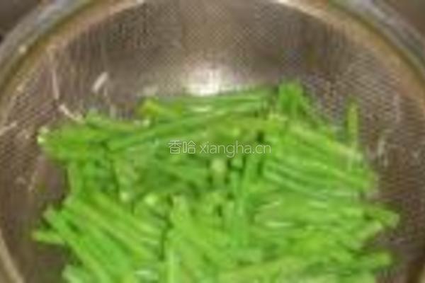 金针菇拌豇豆的做法图解5