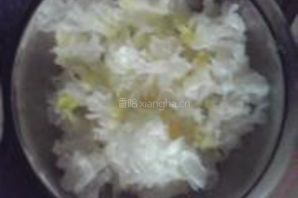 凉拌银耳罐头的做法图解2