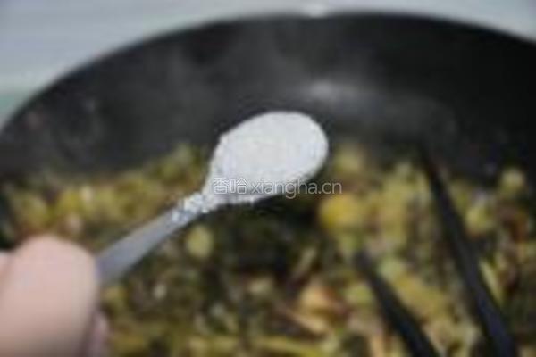 油渣酸菜的做法图解6