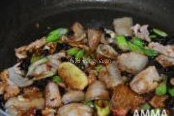 五花肉爆二笋的做法图解4
