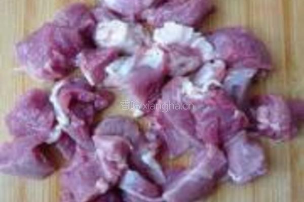 羊肉末炒鸡蛋的做法图解1