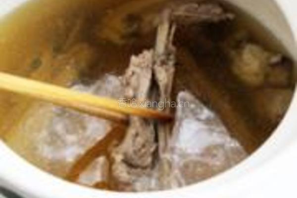 葛根白芷炖羊排的做法图解4