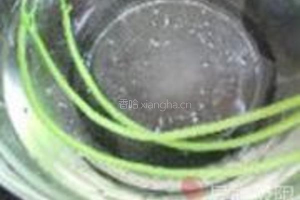 橄榄油姜汁焗鲈鱼卷的做法图解6
