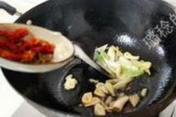 手撕包菜的做法图解3