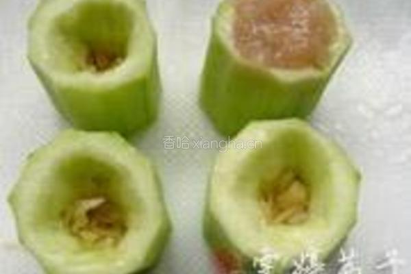虾仁干贝鸳鸯丝瓜盅的做法图解4