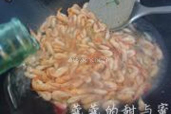 小河虾炒韭菜的做法图解4