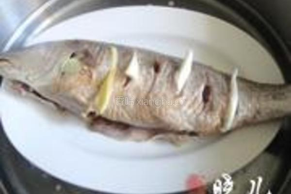 油浸小黄鱼的做法图解3