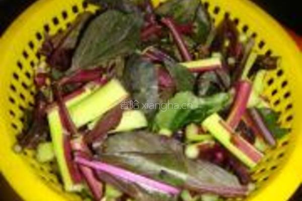 腊肉炒红菜苔的做法图解3