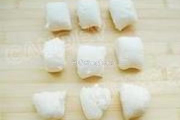 黄米面炸糕的做法图解2