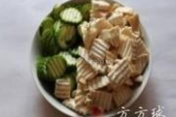 大骨蘑菇丝瓜汤的做法图解5