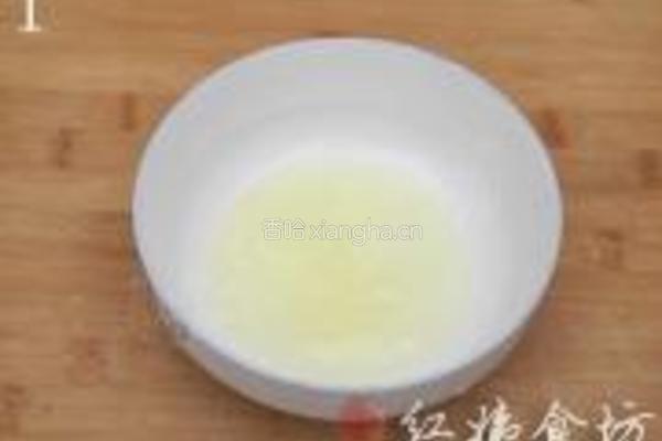 糖衣香酥花生米的做法图解1