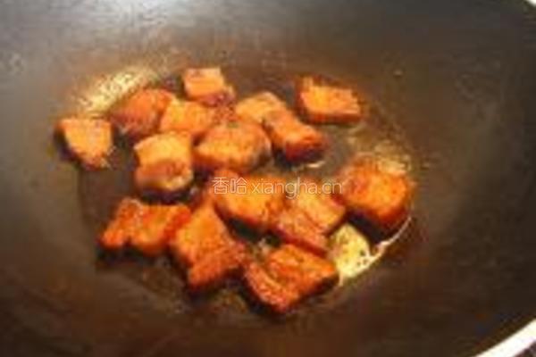 烧肉炒红萝卜的做法图解2