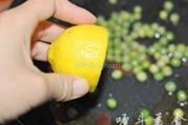 香煎挪威三文鱼的做法图解4