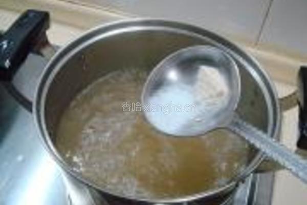 淮杞黄精炖乳鸽的做法图解11