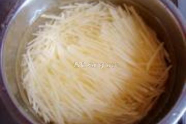 酸辣土豆丝的做法图解3