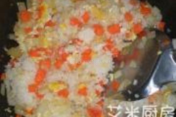 照烧鱿鱼酿咖哩炒饭的做法图解5