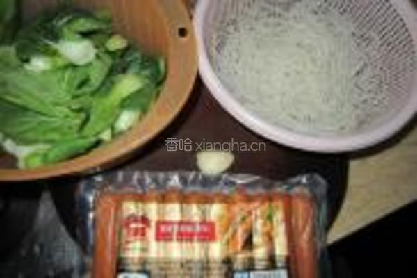 肠仔汤米粉的做法图解1