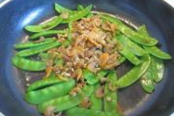 虾米炒荷豆的做法图解5