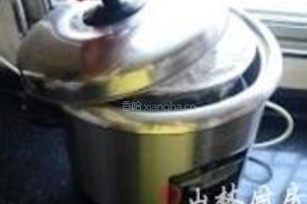 炖墨鱼排骨汤的做法图解6
