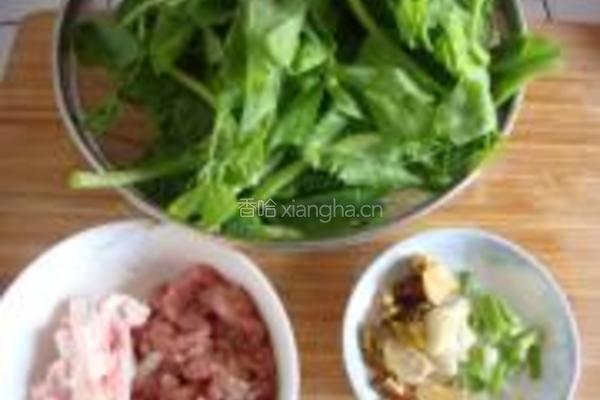碗豆尖炒肉的做法图解1