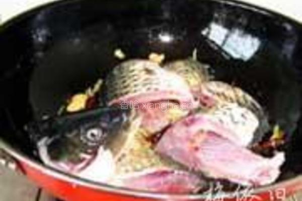 农家垮炖鱼的做法图解5
