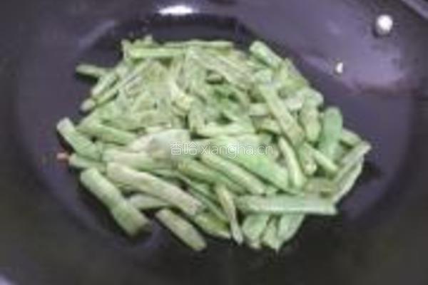 番茄焖扁豆的做法图解5