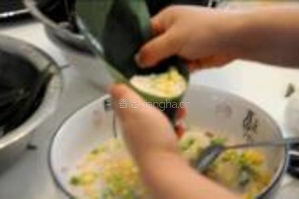 豌豆玉米粽子的做法图解3